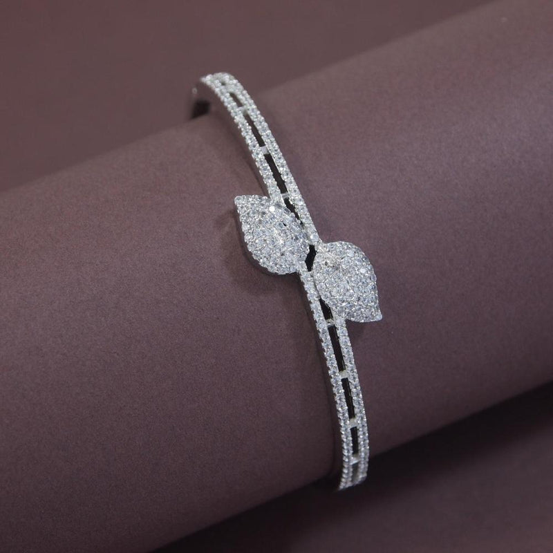 Etnico Silver Plated Cubic Zirconia American Diamond Adjustable Bracelet For Women