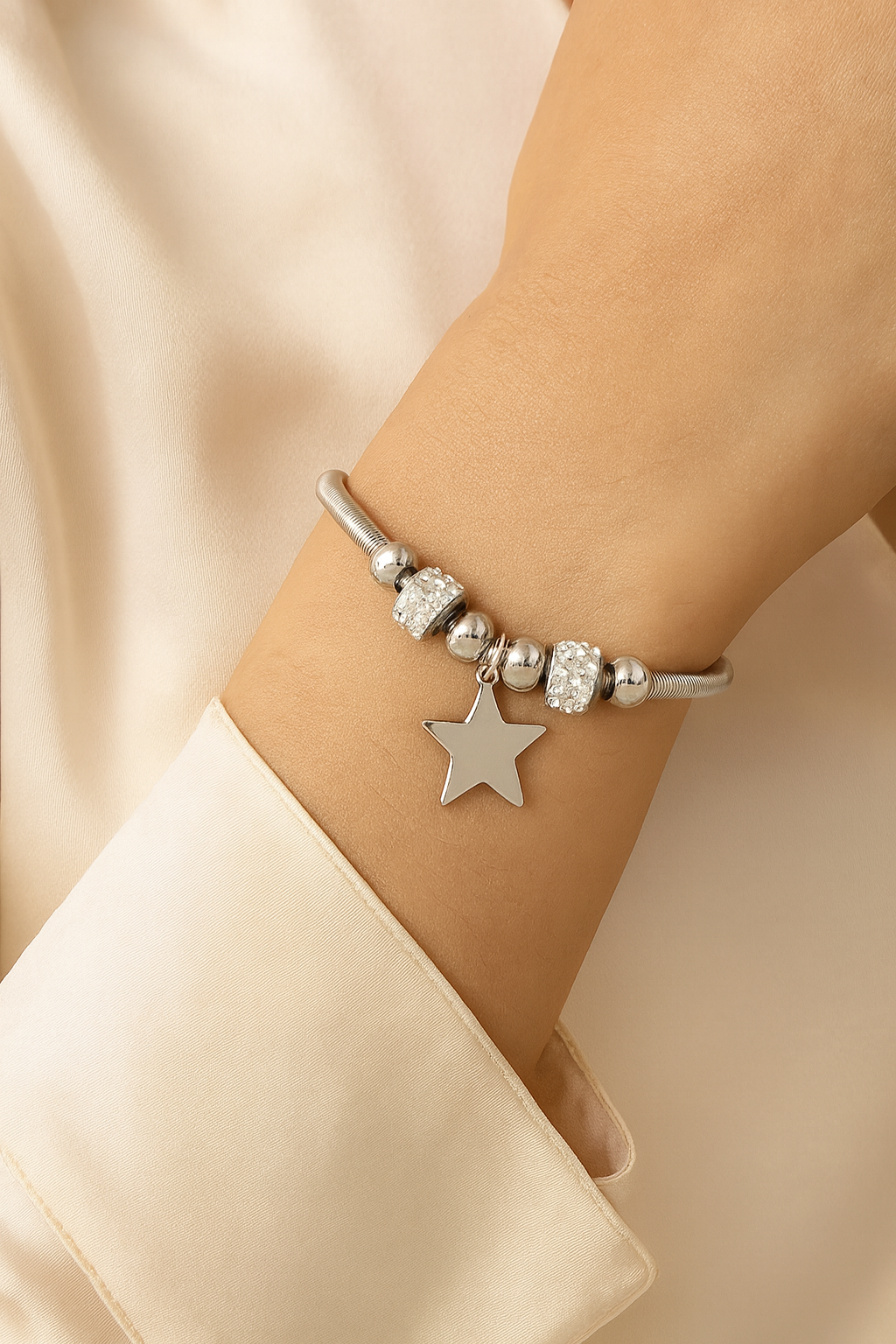 Etnico Adjustable Star Charm Design Bracelet in Silver Tone for Women