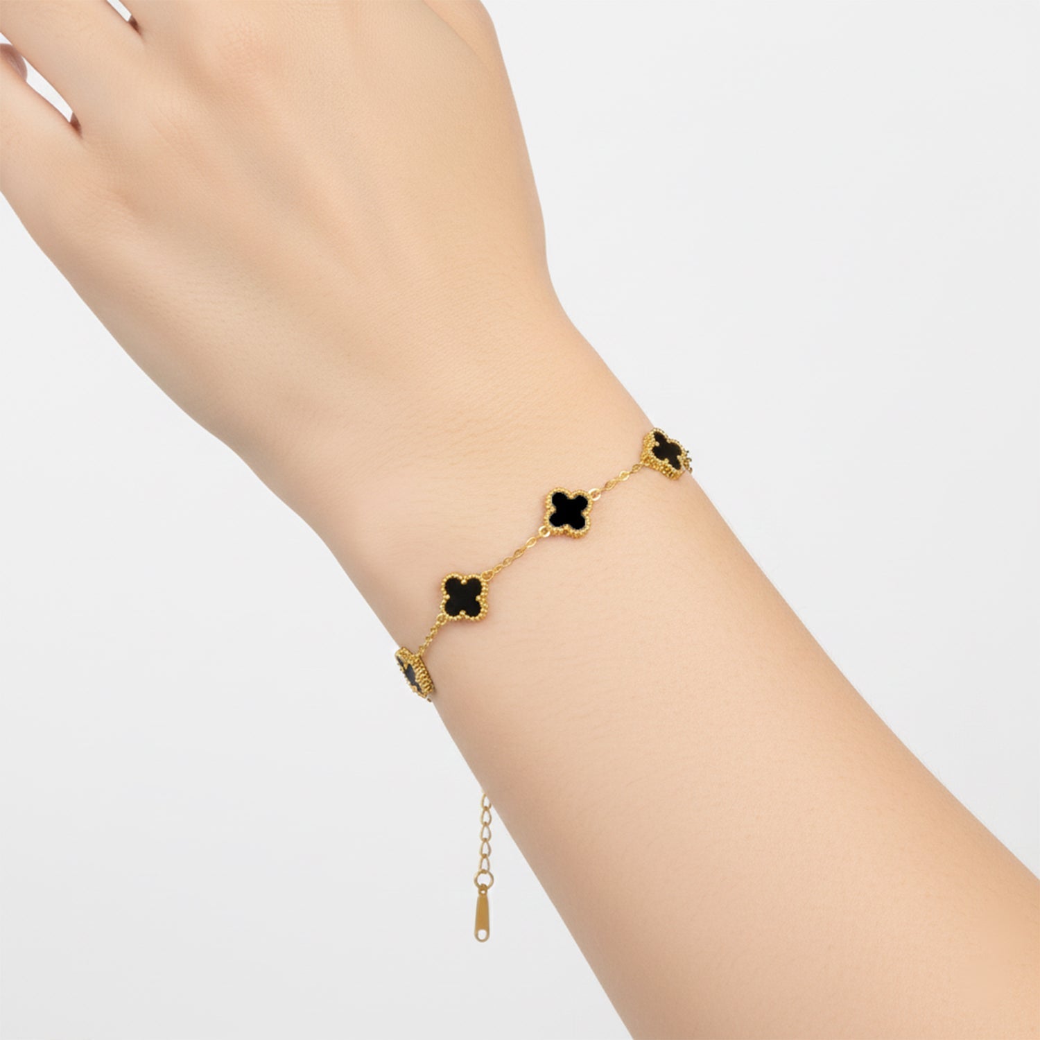 Etnico Anti Tarnish Clover Charm Bracelet for Women | Fancy Bracelet | Jewellery Gifts | Hand Band | Latest Fashion Accessories for Girls | Minimal Jewelry Design | Ideal for Gifting | Gift for Diwali, Christmas, Marriage, Birthday (Black)