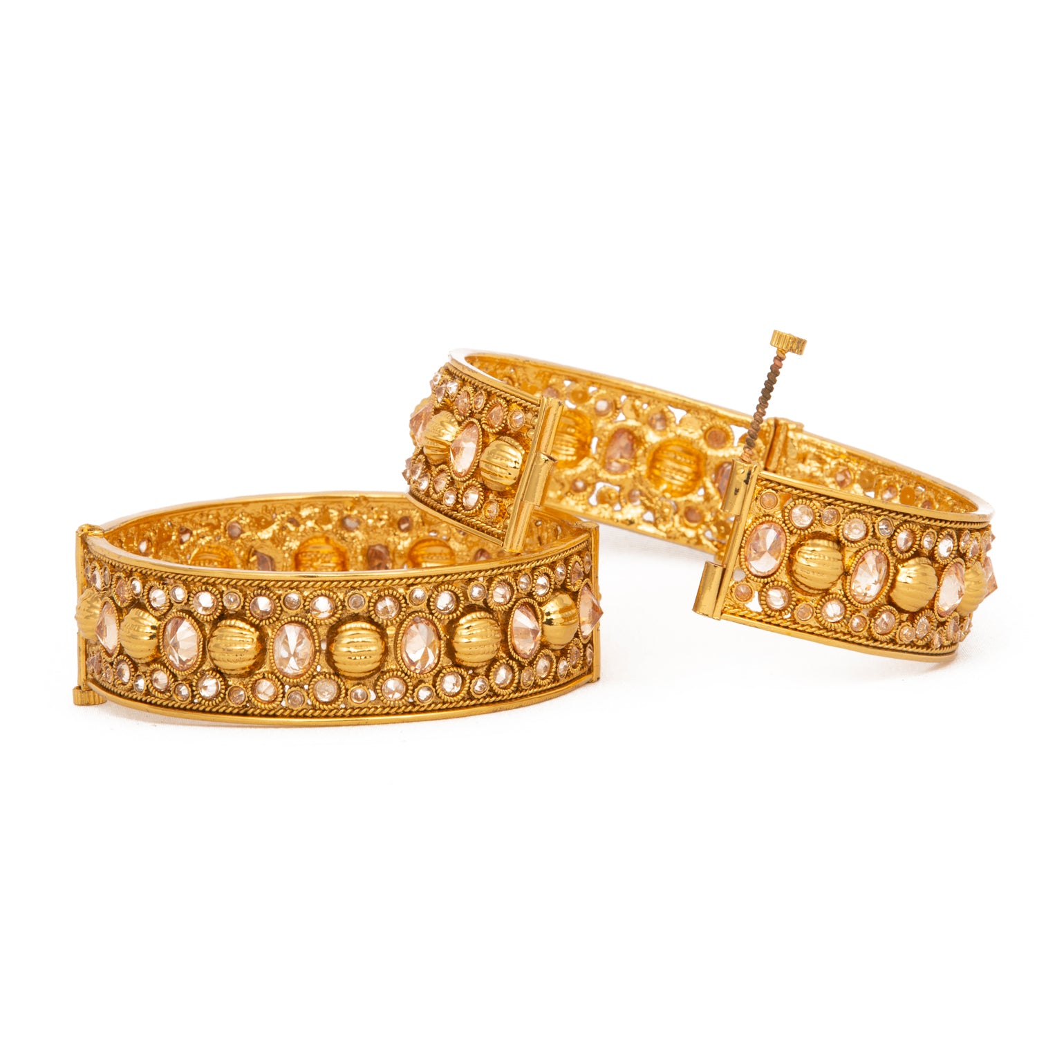 Raddhi Jewels Designer Premium Quality Rajwadi Gold Plated Brass Openable Kada/Bangles Set