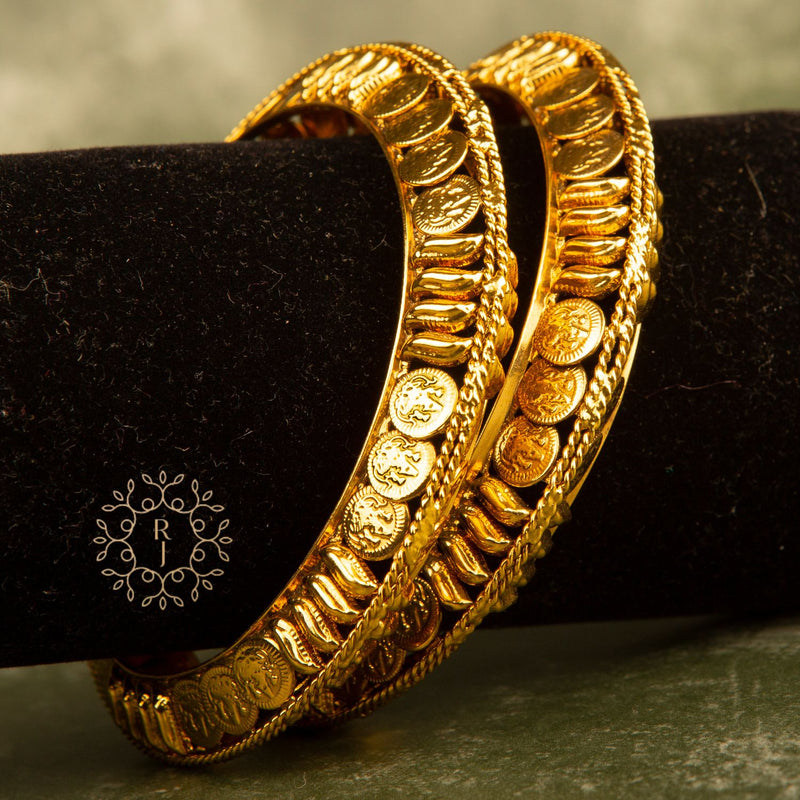 Raddhi Jewels Designer Premium Quality Rajwadi Gold Plated Brass Openable Kada/Bangles Set