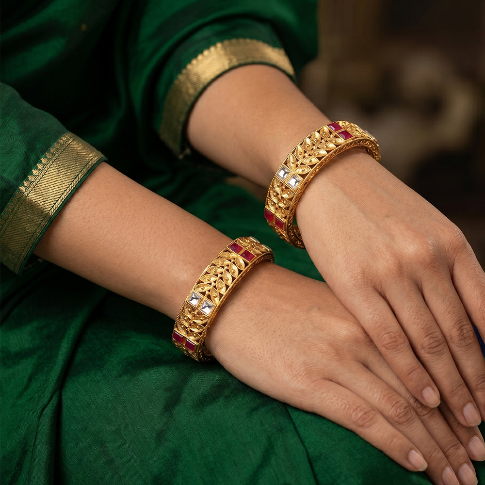 Js Fashion  Antique Design Party wear Beautiful Rajwadi Polish Bangle Set of 2