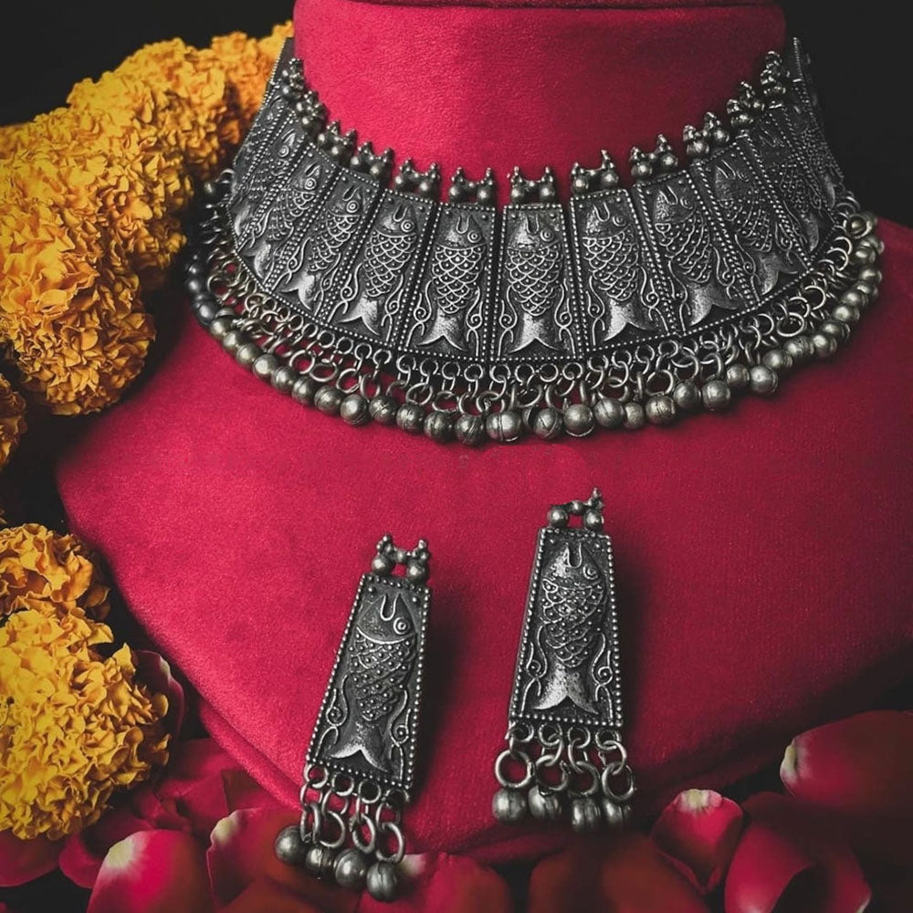 Bevy Pearls Oxidised Fish Choker Necklace Set for Women & Grils Antique Black Matte Choker With Earrings (Pack of 3)