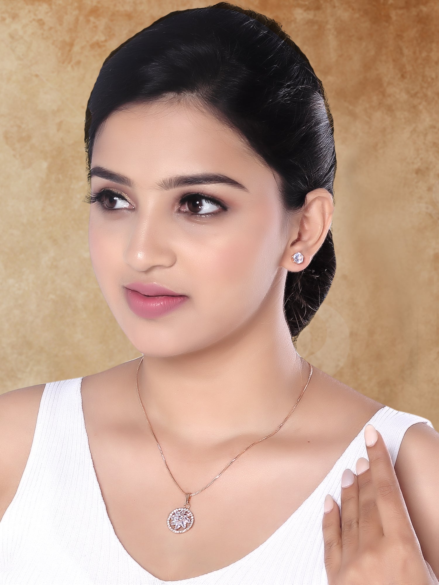 Etnico Rose Gold Plated American Diamond CZ Zircon Chain Pendent Set for Women