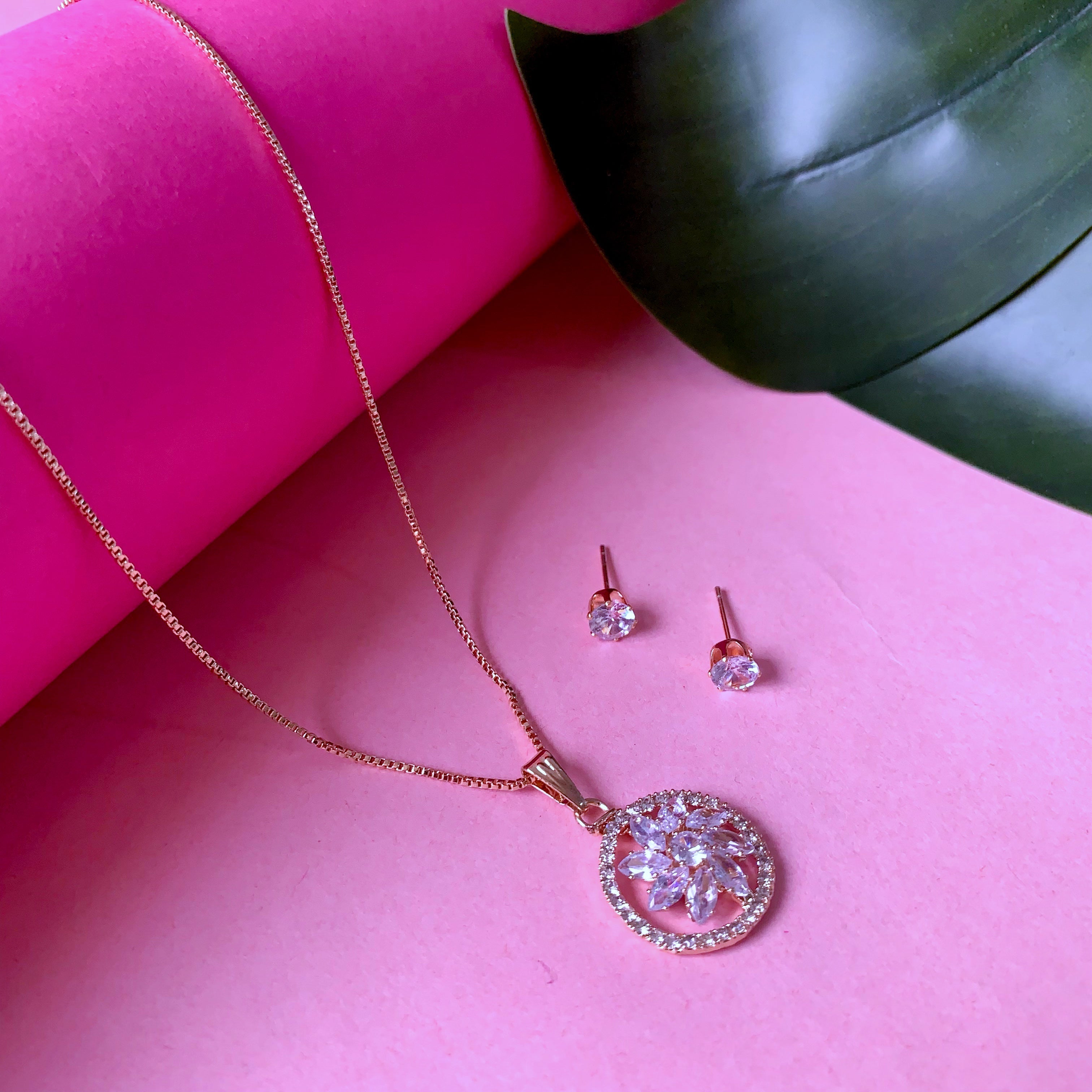 Etnico Rose Gold Plated American Diamond CZ Zircon Chain Pendent Set for Women