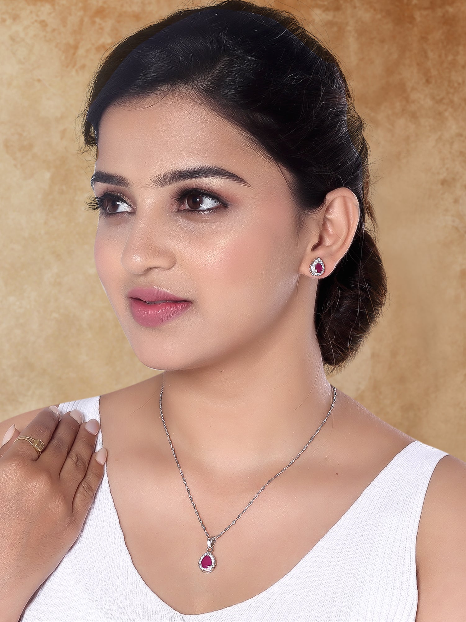 Etnico Latest Stylish Silver Plated CZ American Diamond Teardrop Pendant Set For Women