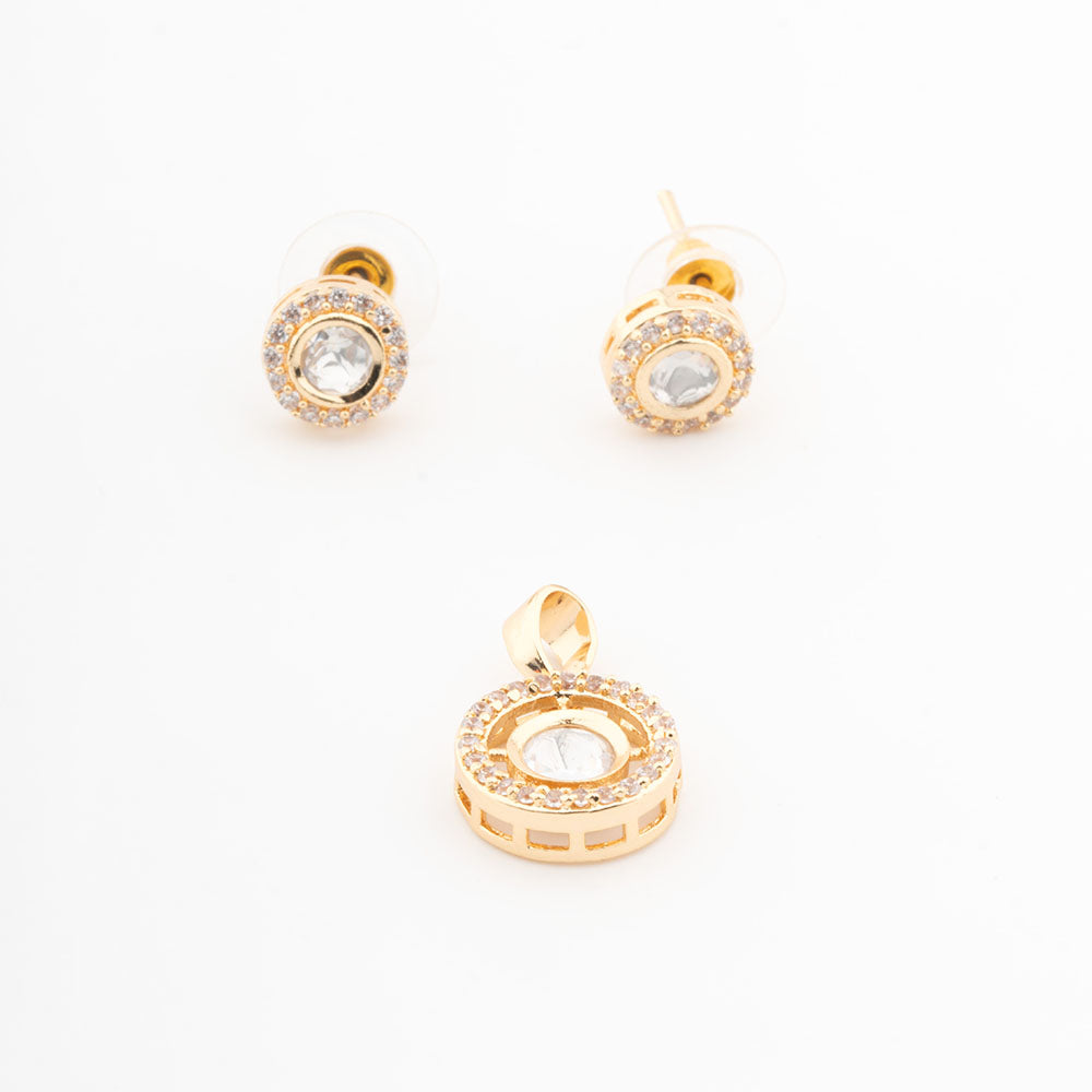 ChicCharm Jewellery Brass Gold Plated Austrian Stone Pendant Set