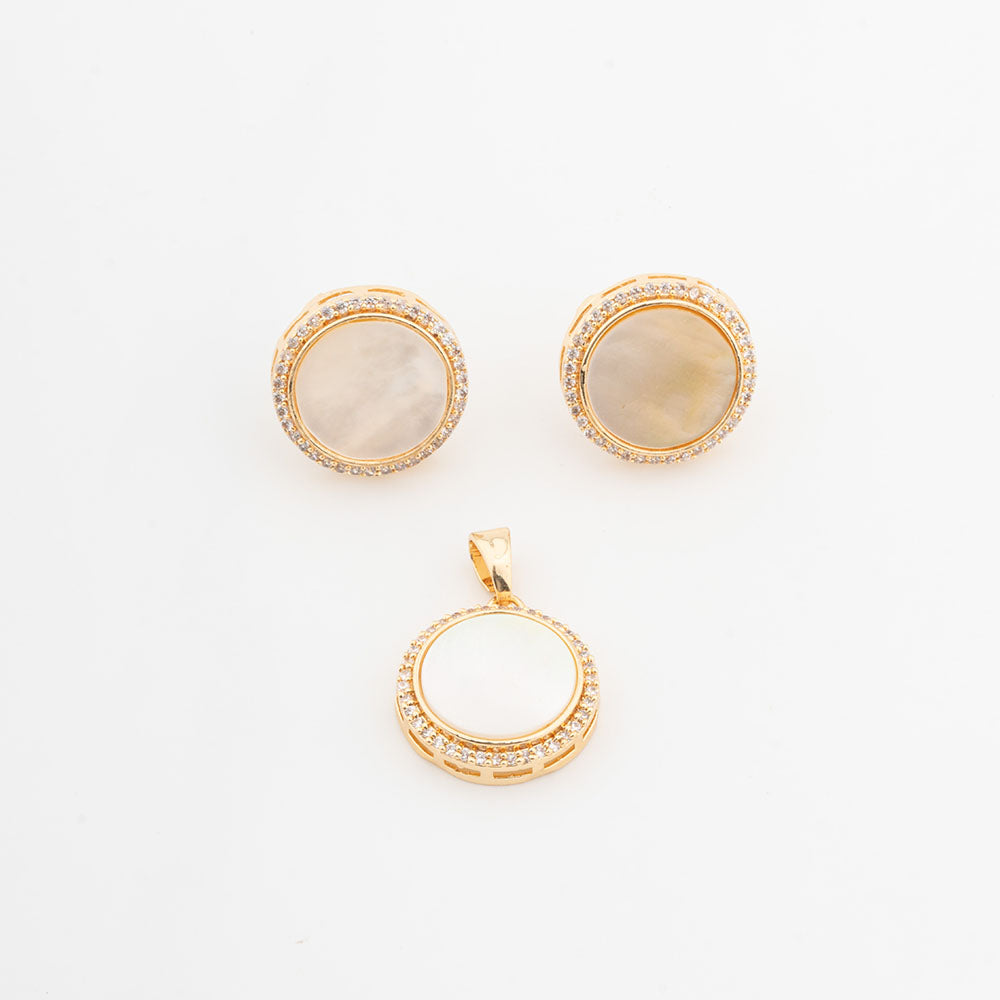 ChicCharm Jewellery Brass Gold Plated Austrian Stone Pendant Set