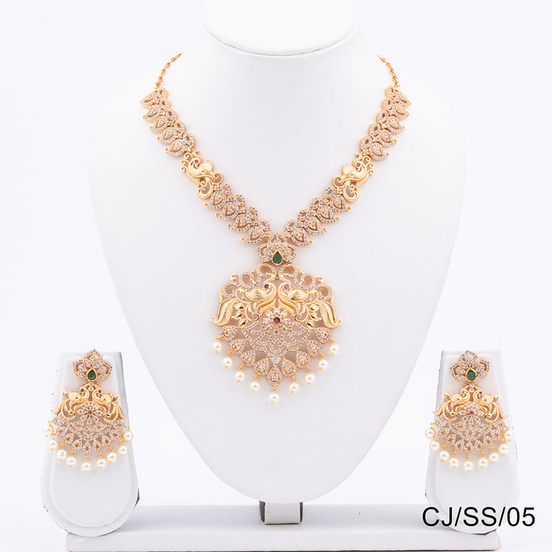 Chiccharm Jewellery Brass and Copper Rajwadi Temple Hasli Necklace Set