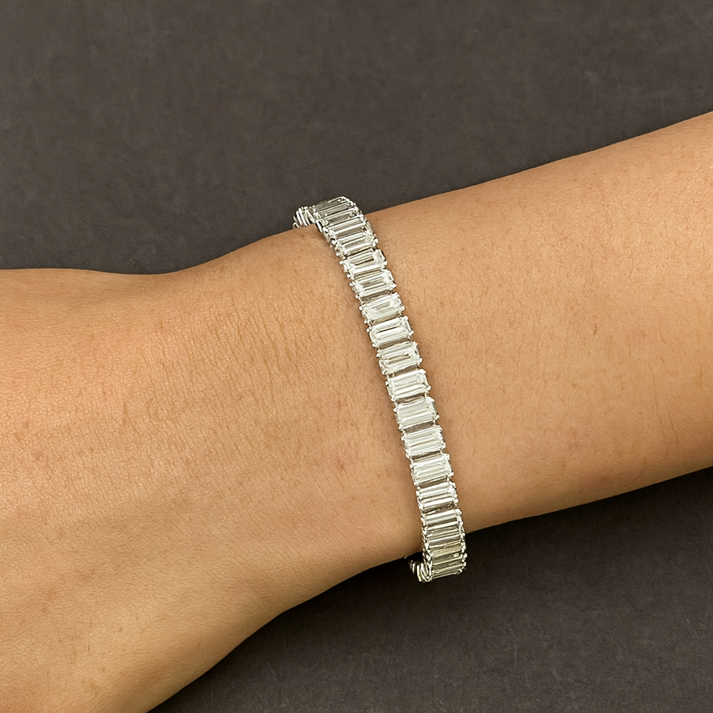 Urthn Silver Plated Crystal Stone Bracelet