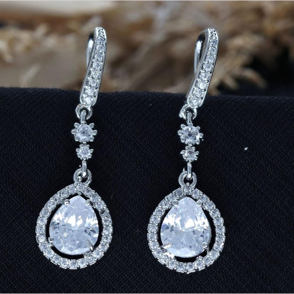 HR Sales Premium Quality American Diamond Dangler Earrings