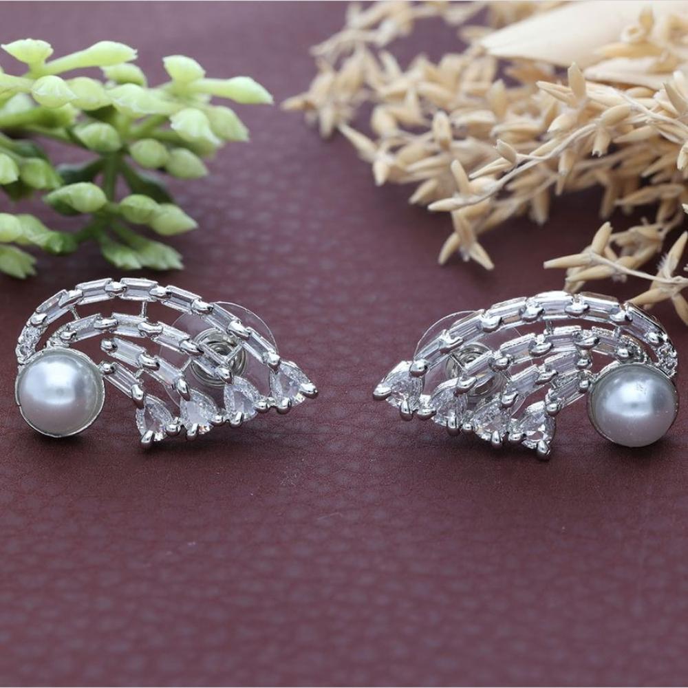 HR Sales Premium Quality American Diamond Stud Earrings