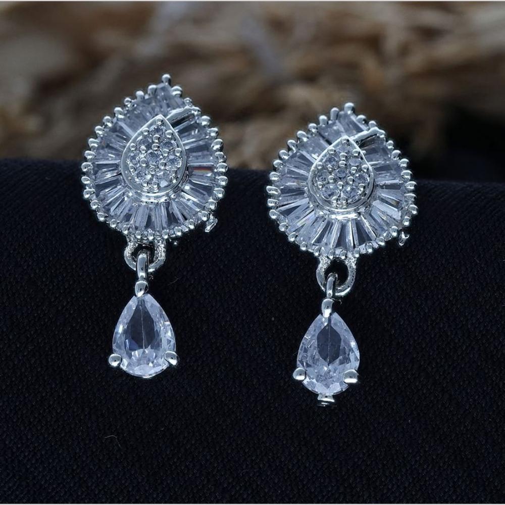 HR Sales Premium Quality American Diamond Dangler Earrings