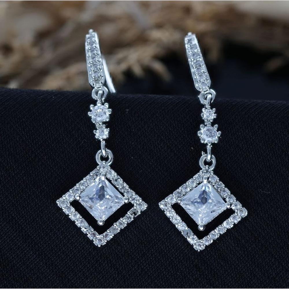 HR Sales Premium Quality American Diamond Dangler Earrings