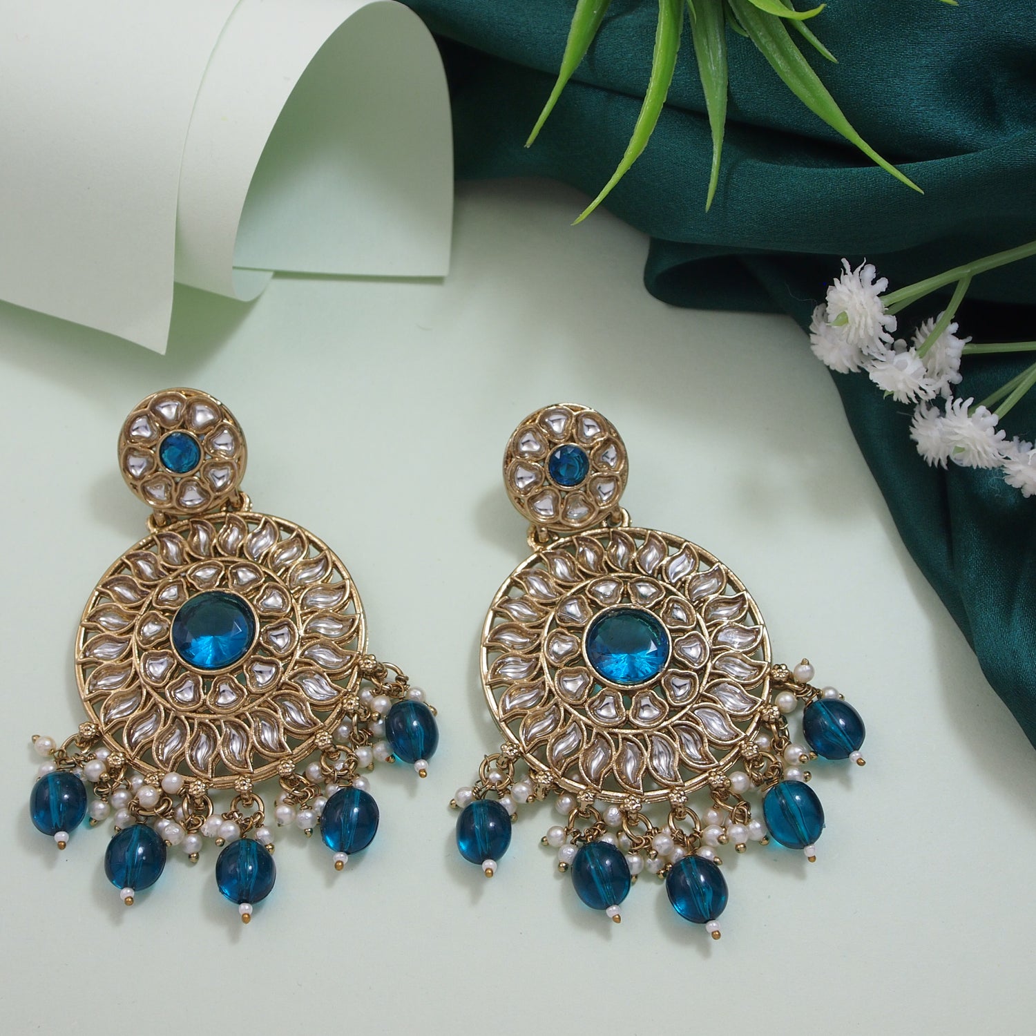Etnico Gold Plated Traditional Handcrafted Kundan Pearl Floral Design Earrings For Women/Girls