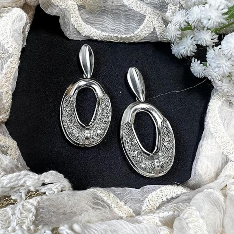 Etnico Latest Fashion Stylish Silver Plated Lightweight Classic Chunky Hoops Earrings For Women (E3204S)