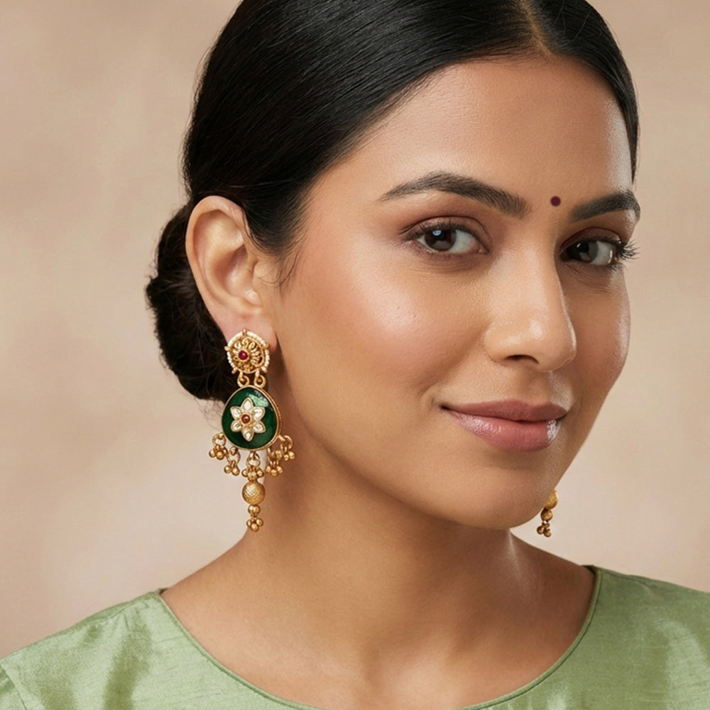 Js Fashion  Designer Kemp High Gold Polish Party Wear Earrings