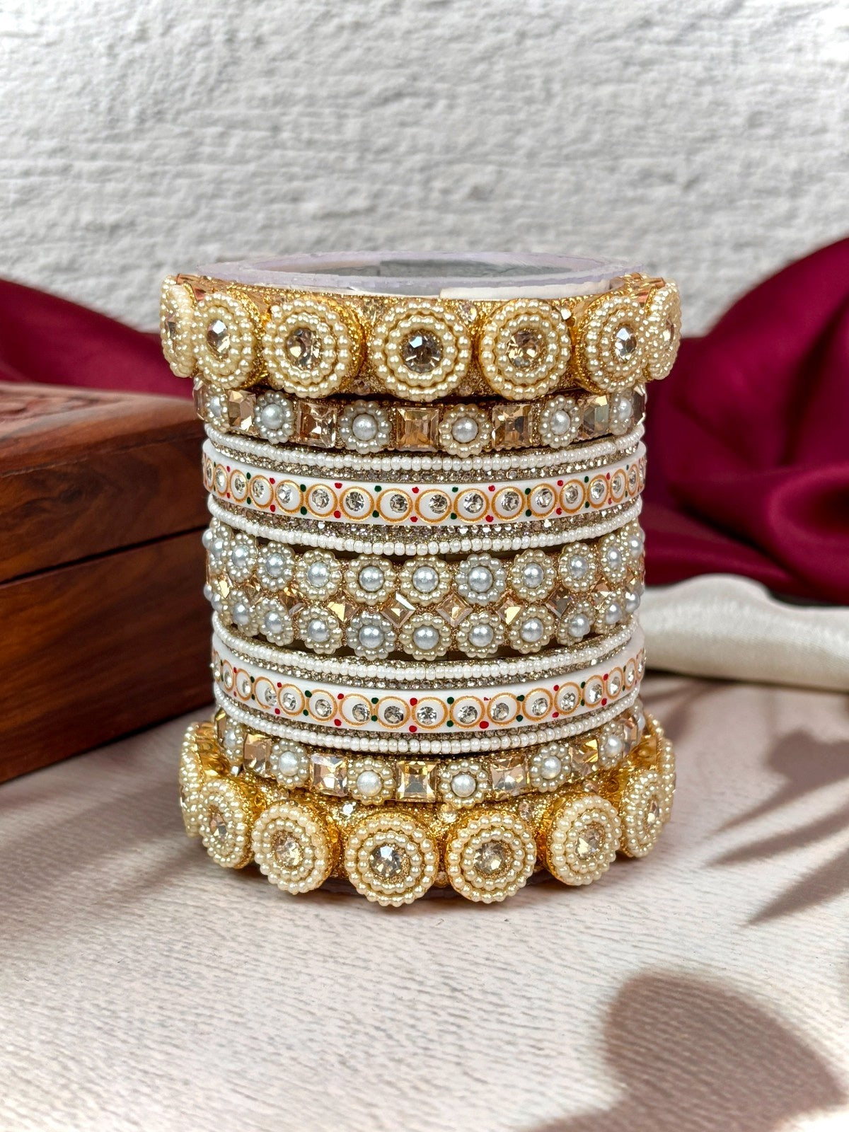 House Of jewelery Artificial Stone Studded Bangles