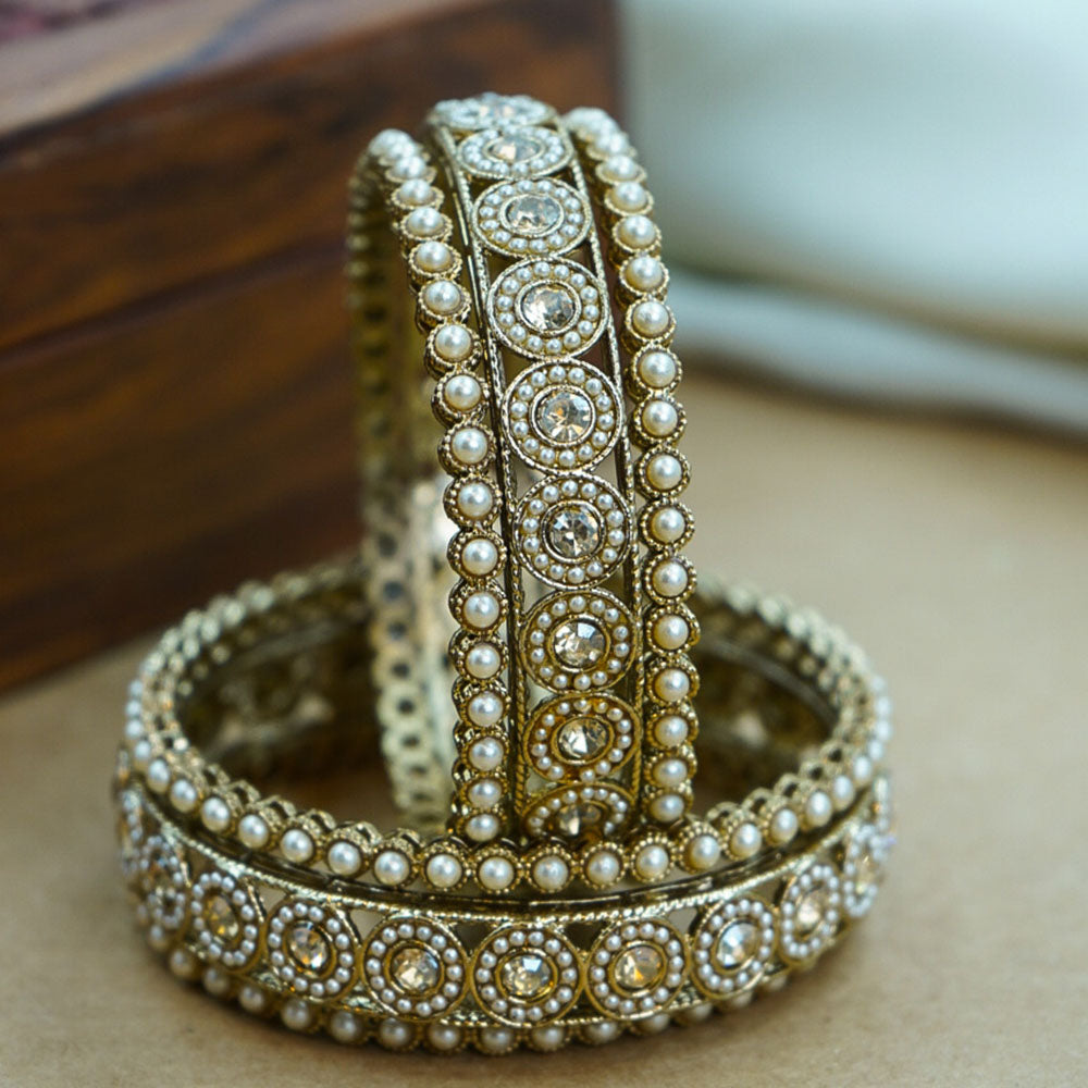 House of Jewellery Royal Crystal Stone And Pearl Bangles Set