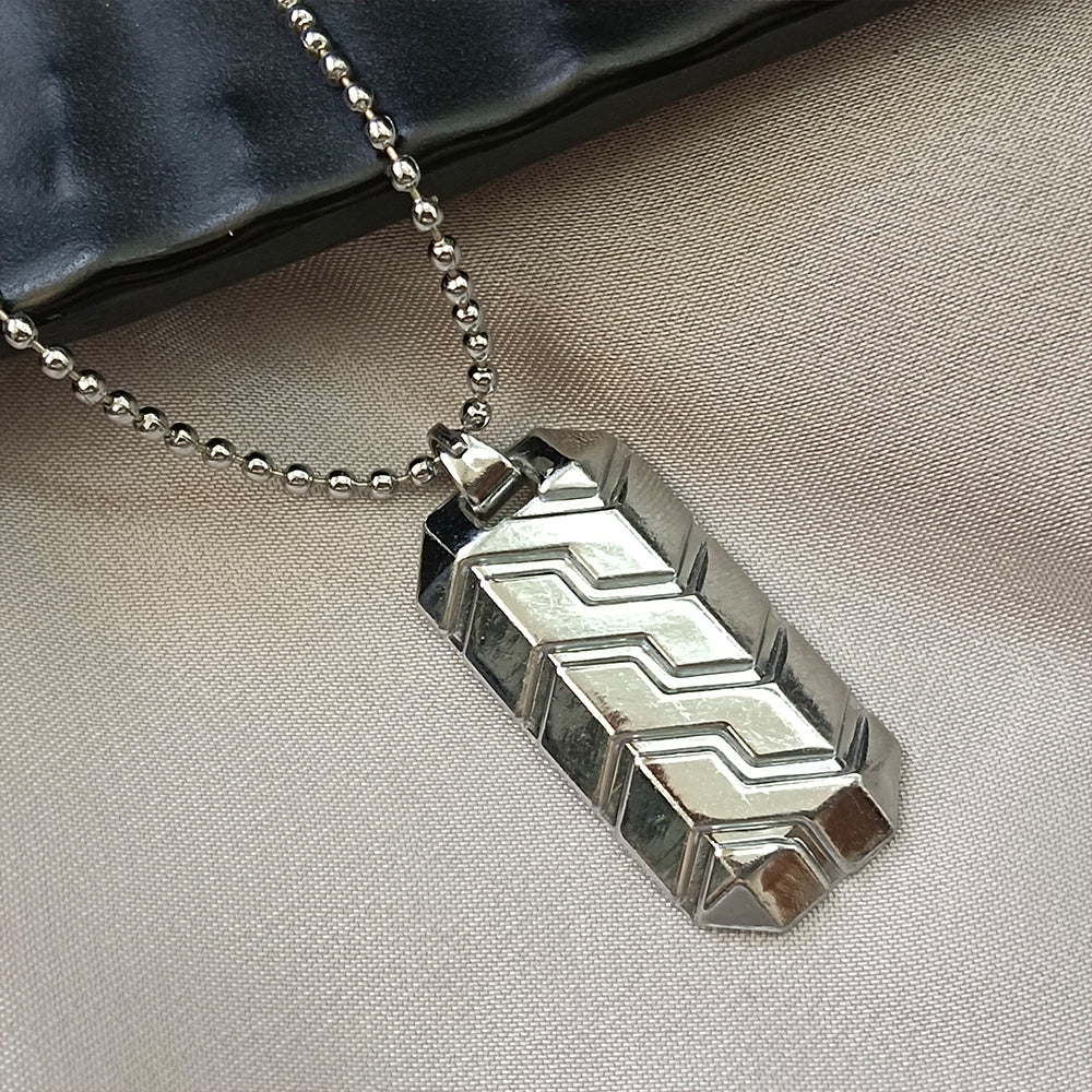 Etnico Silver?Tone Chevron Pattern Pendant Necklace with Beveled Rectangular Design & Ball Chain (MJN008S)