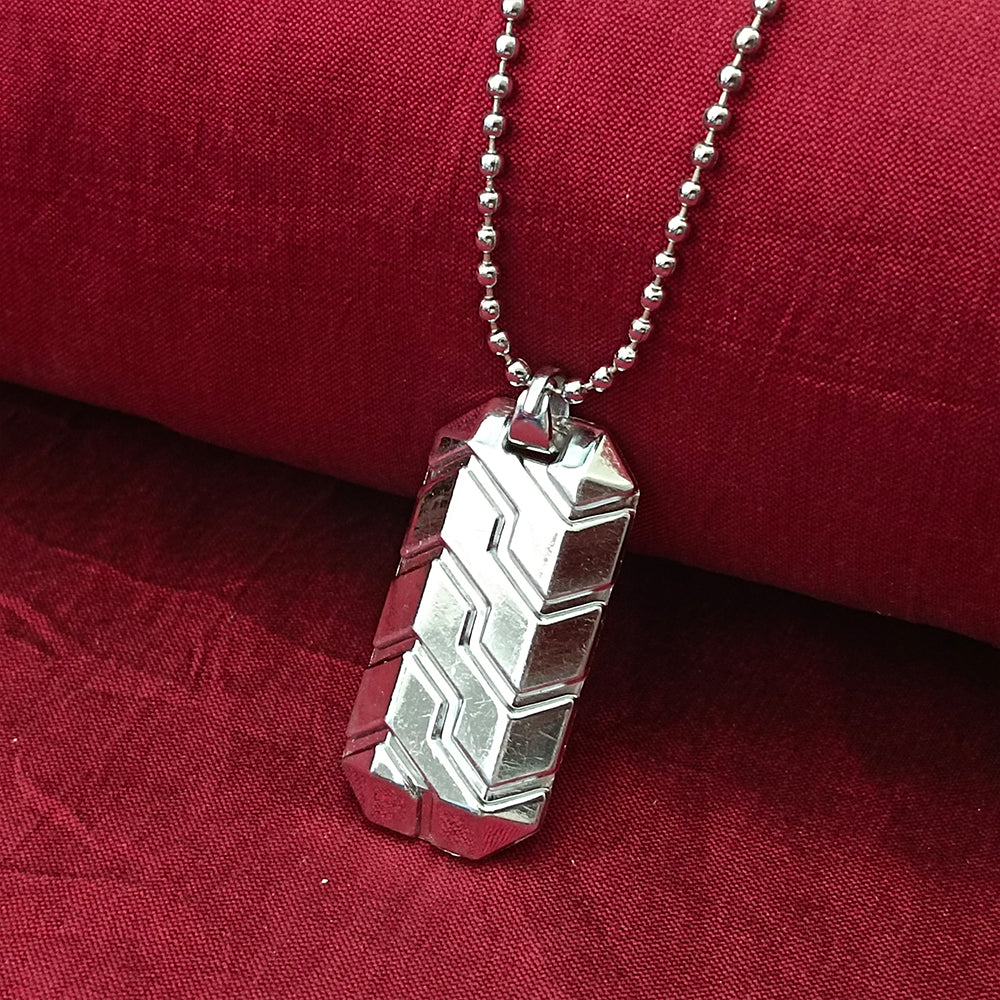 Etnico Silver?Tone Chevron Pattern Pendant Necklace with Beveled Rectangular Design & Ball Chain (MJN008S)