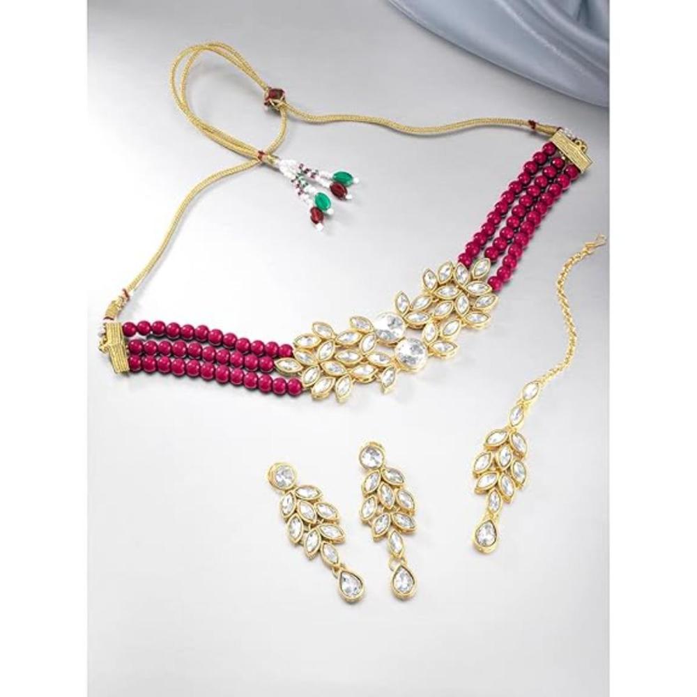 Etnico Gold Plated Pearl Choker Necklace With Earrings & Maang Tikka Set (ML285Q)