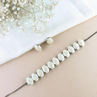 Etnico Glamorous Fashionable Eye-Catching Cream Beaded Choker and Earrings Set For Women/Girls (ML318Cr)