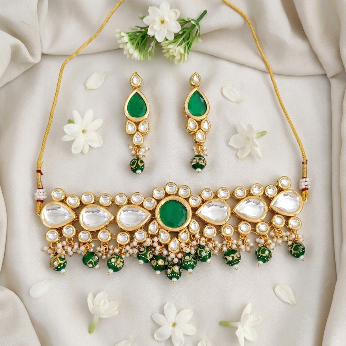 Js Fashion  Fancy Design High Gold Polish Beautiful Kundan Stones Kundan Choker Style Necklace Set