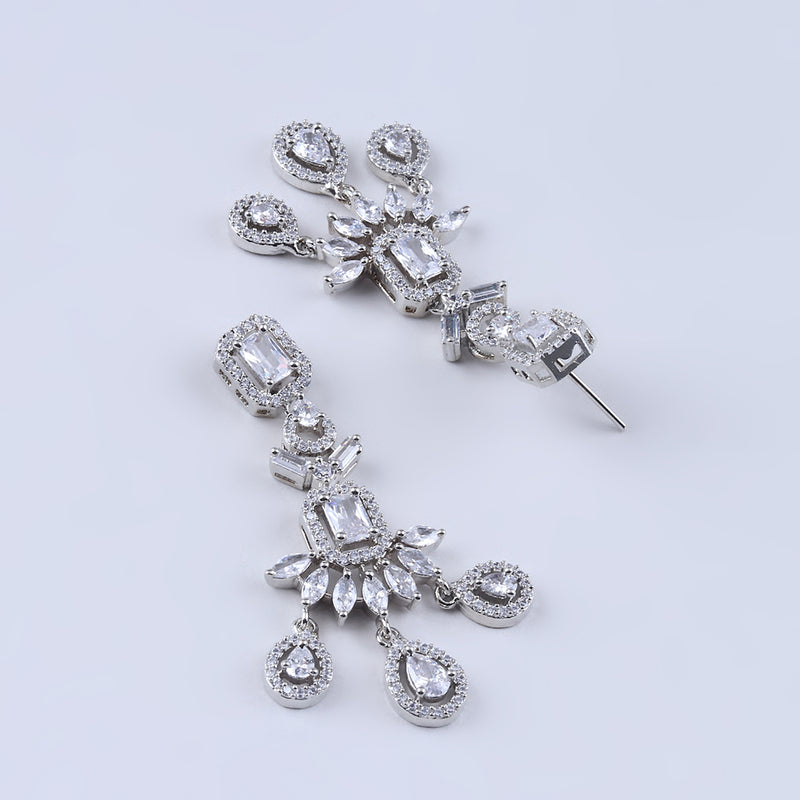 Raddhi Jewels Stylish Cubic Zirconia American Diamond Brass Necklace With Earrings Set For Women/Girls