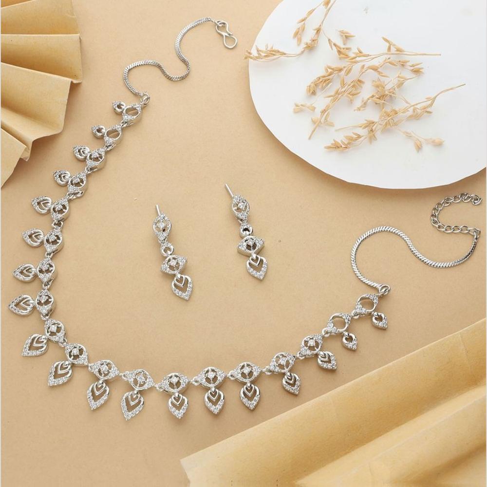 HR Sales Premium Quality Rhodium Finish Glamorous Austrian Stone Necklace Set