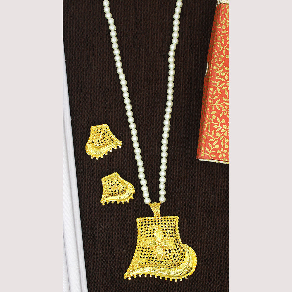 Mahavir Gold Plated Pearl Necklace Set
