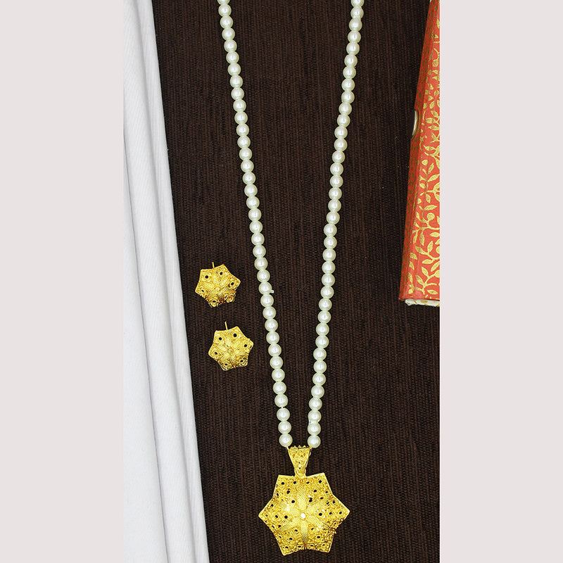 Mahavir Gold Plated Pearl Necklace Set