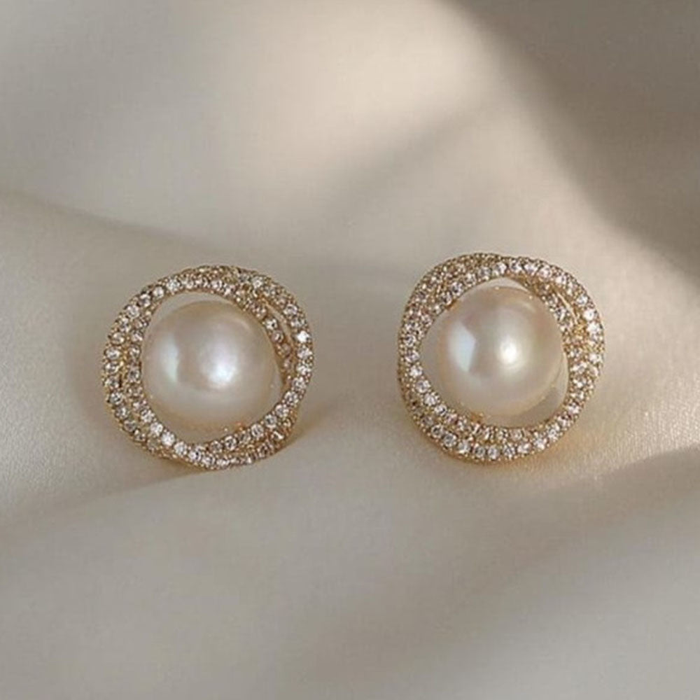Bevy Pearls Elegant Austrian Stone Studs Earrings 