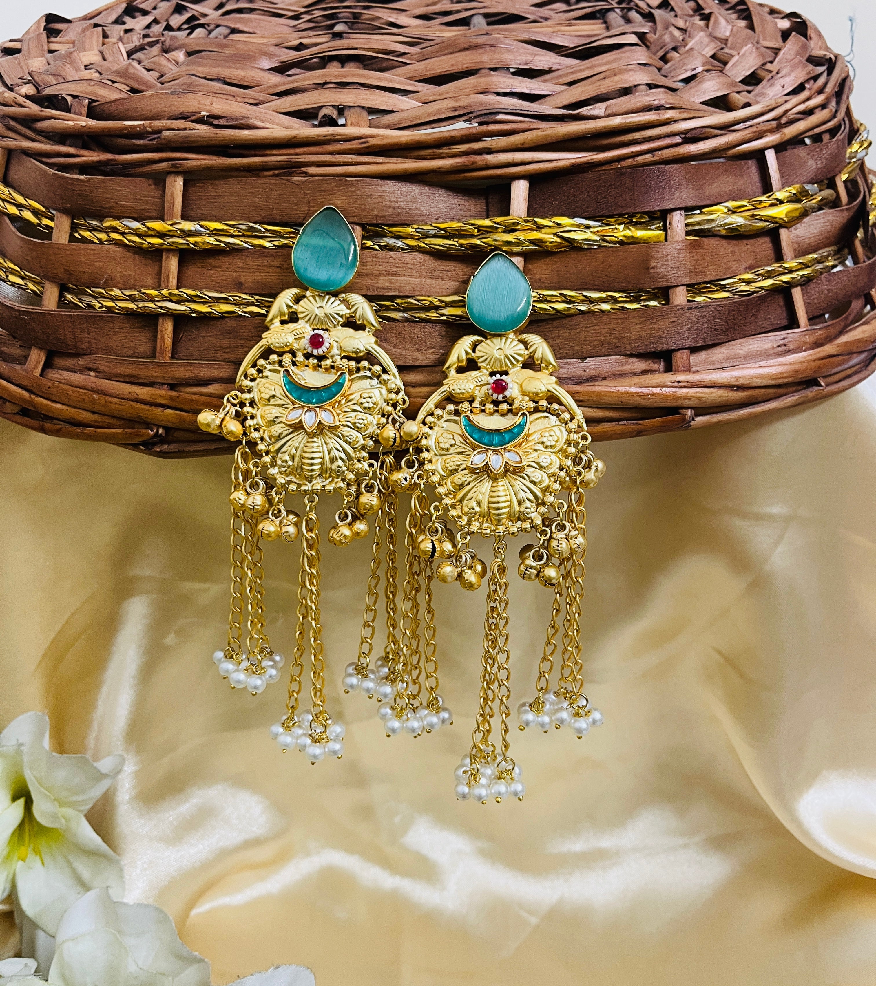 ShringarStreet Gold Plated Premium Quality Brass Kundan Stone And Beads Dangler Earrings
