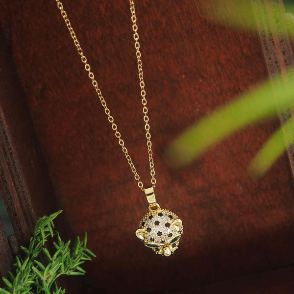 Tarohi Jewels Stainless Steel Leopard Head Pendent Chain Necklace - STNK 4990