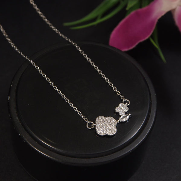 Tarohi Jewels Stainless Steel Silver Clover Pendent Chain Necklace - STNK 4993