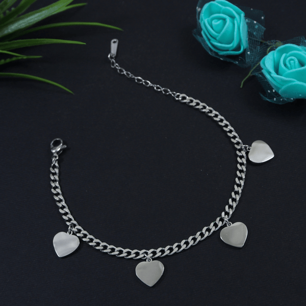 Tarohi Jewels Stainless Steel Silver Plated Heart Shaped Petals Chain Bracelet