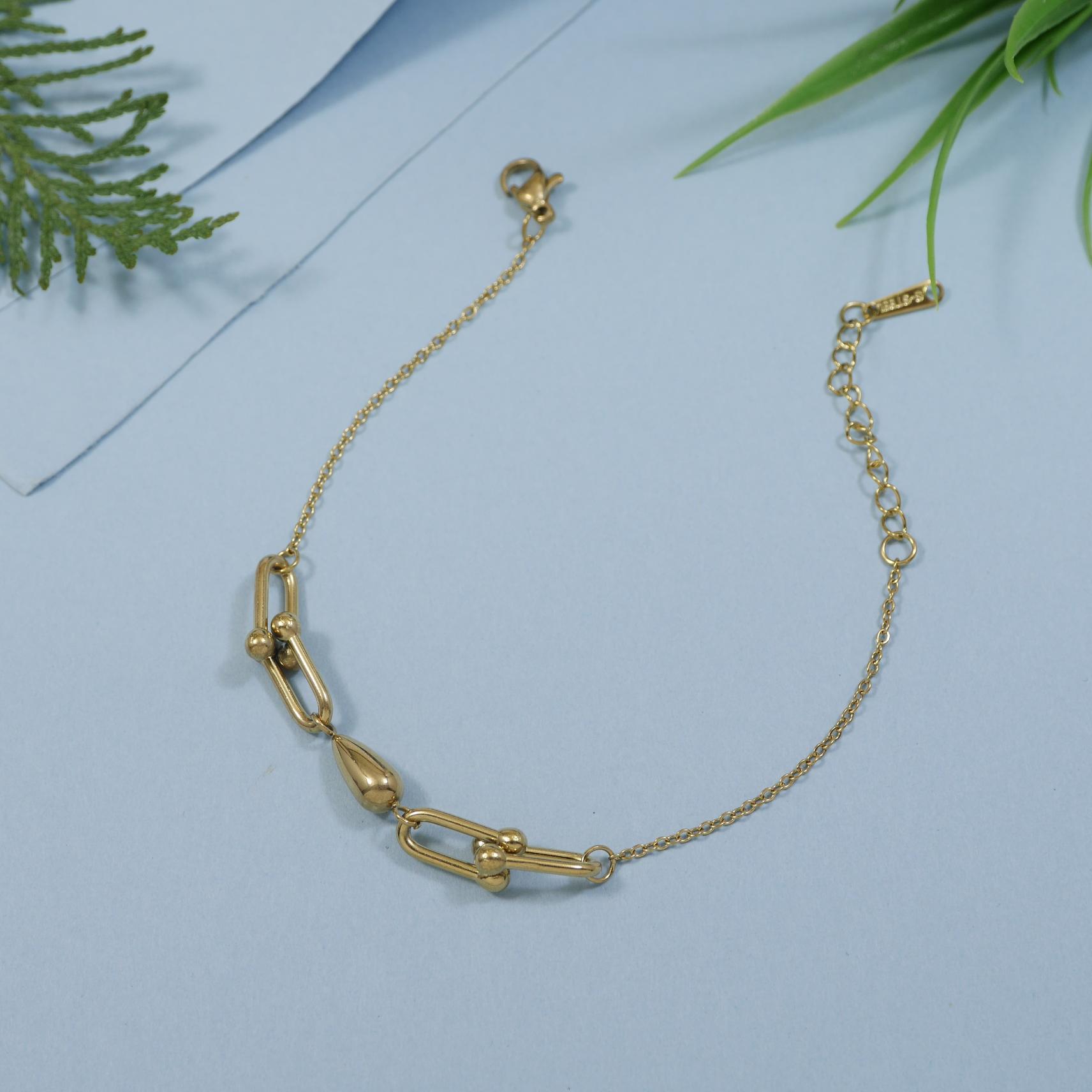 Tarohi Jewels Stainless Steel Bracelet