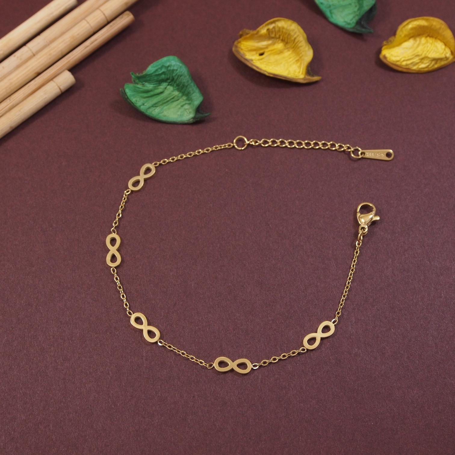 Tarohi Jewels Stainless Steel Bracelet