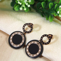 Tarohi JewelsStainless Steel Rosegold Plated Roman Numerals Inlaid Black Disc Earring-STNER 2732