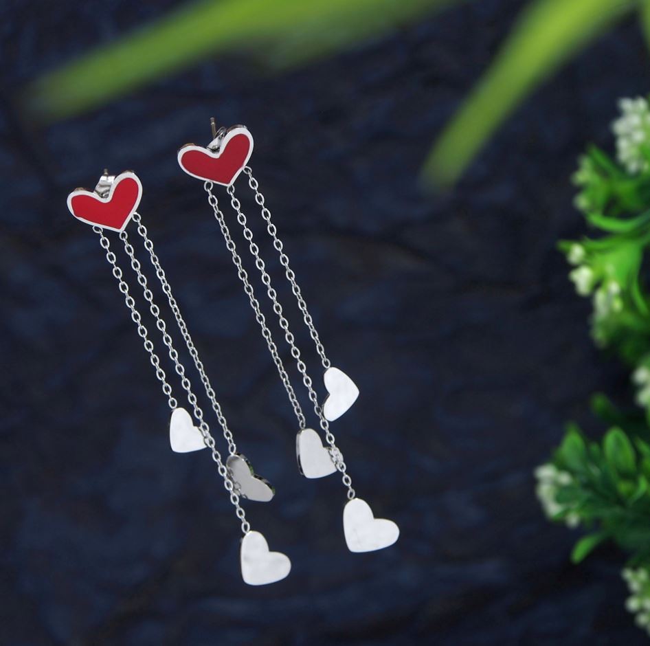 Tarohi JewelsStainless Steel Silver Plated Heart Shaped Chain Earring- STNER 2742