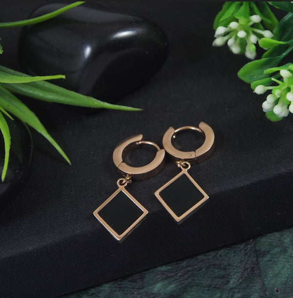 Tarohi JewelsStainless Steel Rosegold Plated Black Square Shaped Hoops Earring-STNER 2880