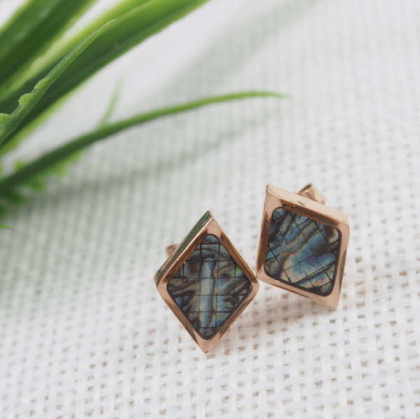 Tarohi JewelsStainless Steel Rosegold Plated Abalone Rhombus Stud Earring- STNER 3901