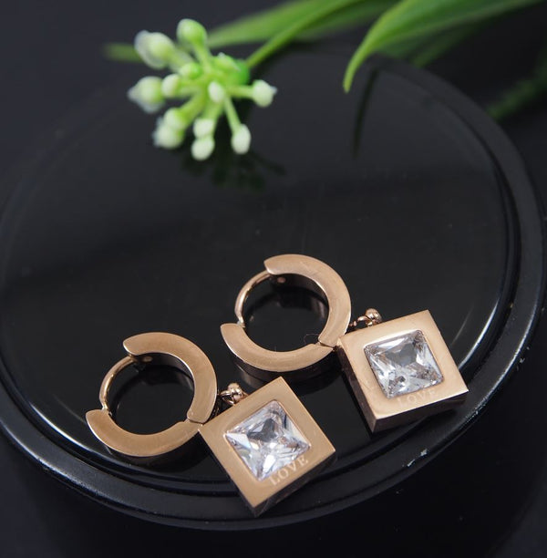 Tarohi Jewels Stainless Steel Rosegold Plated Square Shaped Hoops Earring- STNER 4052