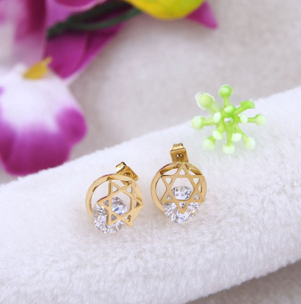 Tarohi Jewels Stainless Steel Gold Plated Cubic Zicron Star Shaped Stud Earring- STNER 4057