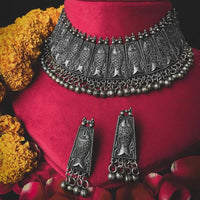 Bevy Pearls Antique Oxidised Plated Finish Desing Choker Necklace Set