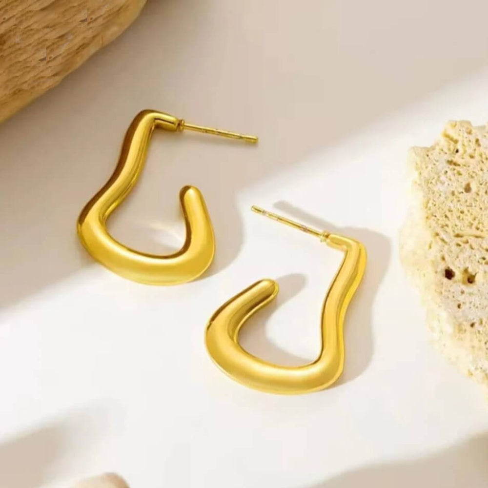 Bevy Pearls Modern Wave Design Hoop Earrings