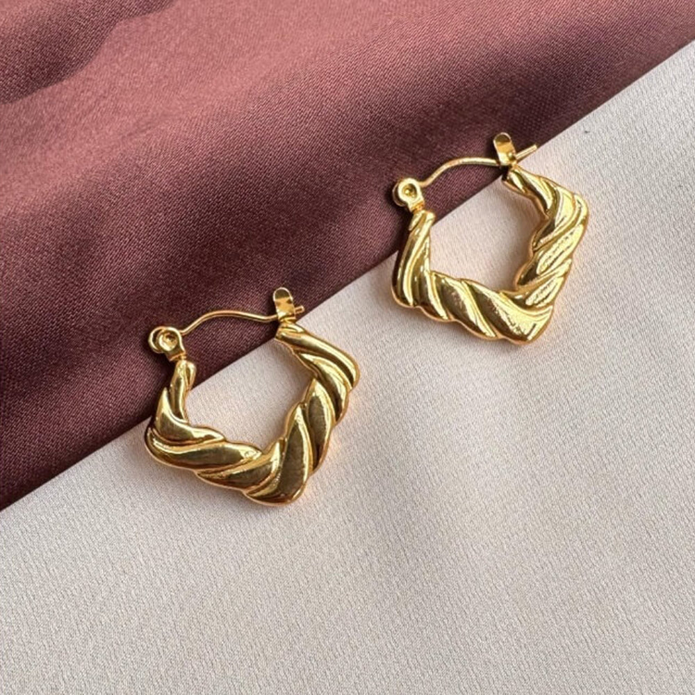 Bevy Pearls Modern Wave Design Hoop Earrings