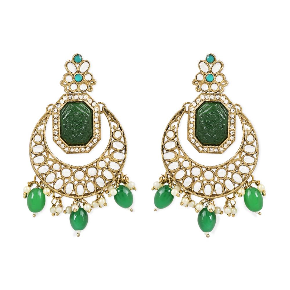 Etnico Gold Plate Traditional Pearl Hanging Kundan Stone Chandbali Earring With Maang Tikka For Women/Girls (TE3026G)