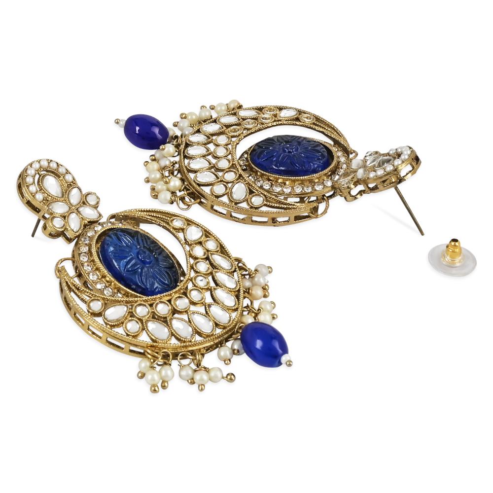 Etnico Gold Plated Traditional Pearl Hanging Kundan Stone Chandbali Earring With Maang Tikka For Women/Girls (TE3027Bl)